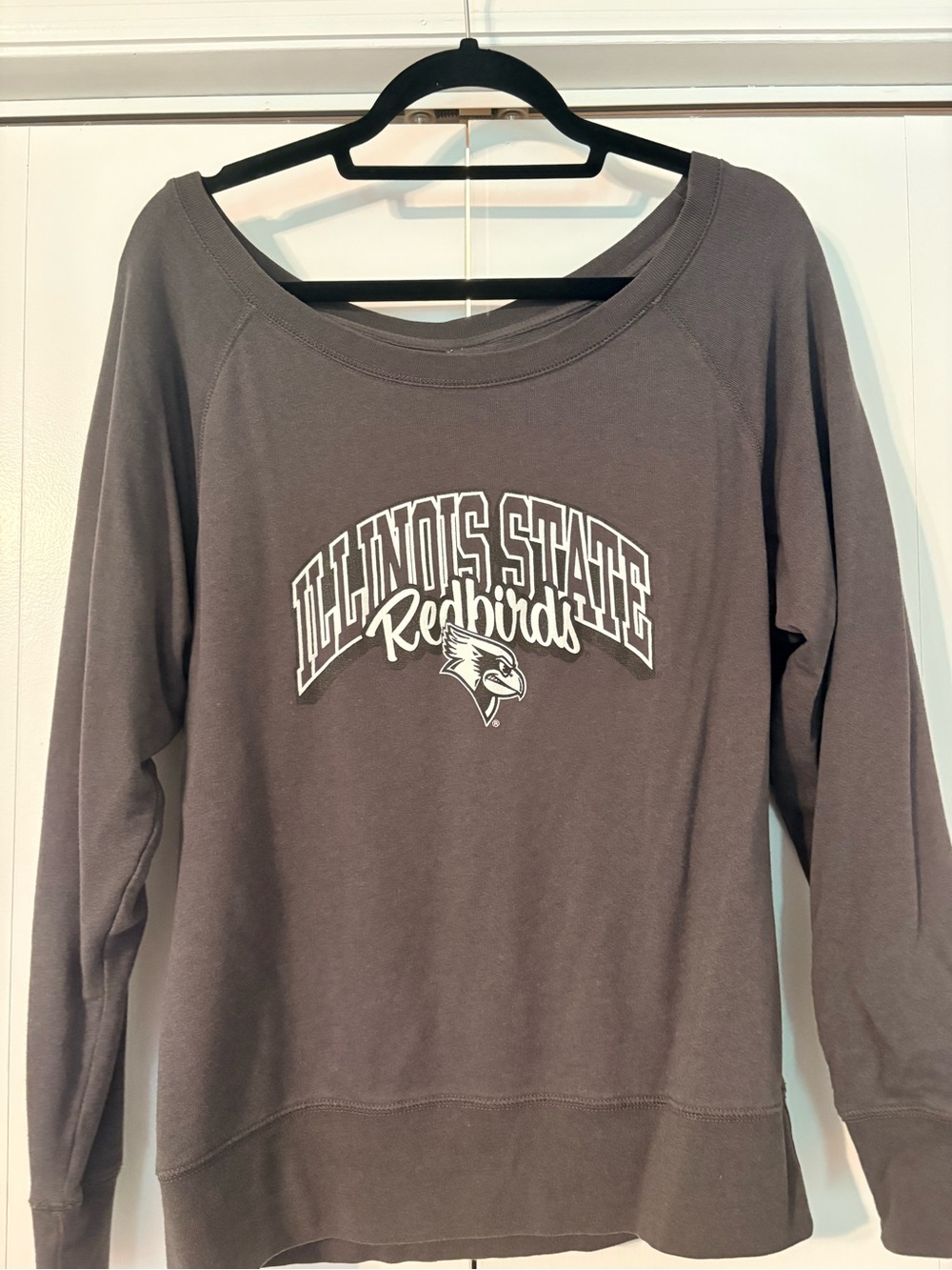 Illinois State Redbirds Women's Gray Crewneck Sweatshirt